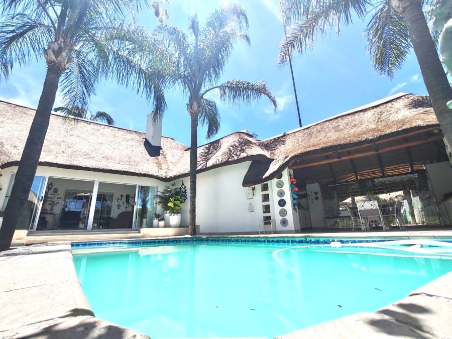 4 Bedroom Property for Sale in Wilkoppies North West